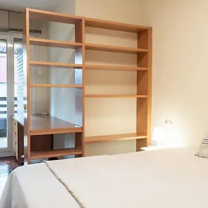 Comodo Y Funcional Apartamento En Iturrama Pamplona